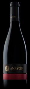 Botella de vino Anayón de bodega Grandes Vinos de Cariñena